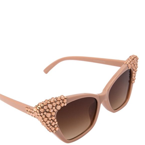 Callie Embellishing Eyes: Nude Rose Gold Rhinestone Sunglasses - Picture 3 of 5
